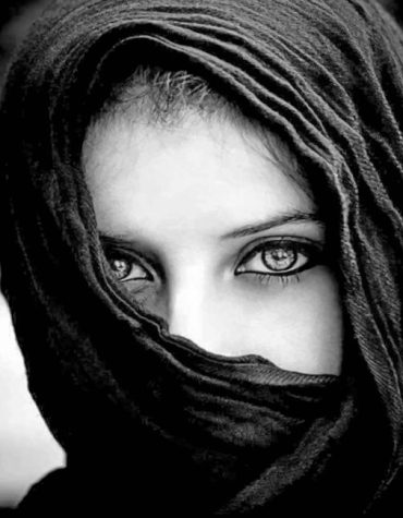 Arabic Veil Woman Paint By Numbers