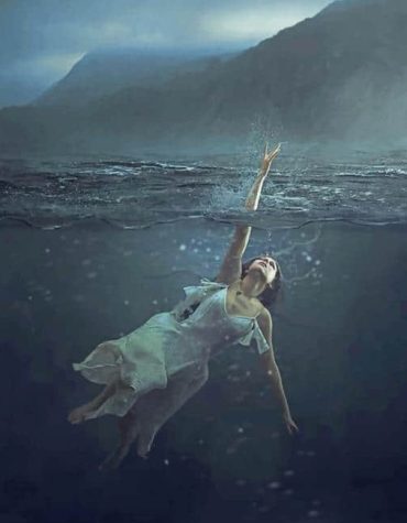 Woman Surviving Underwater Paint By Numbers